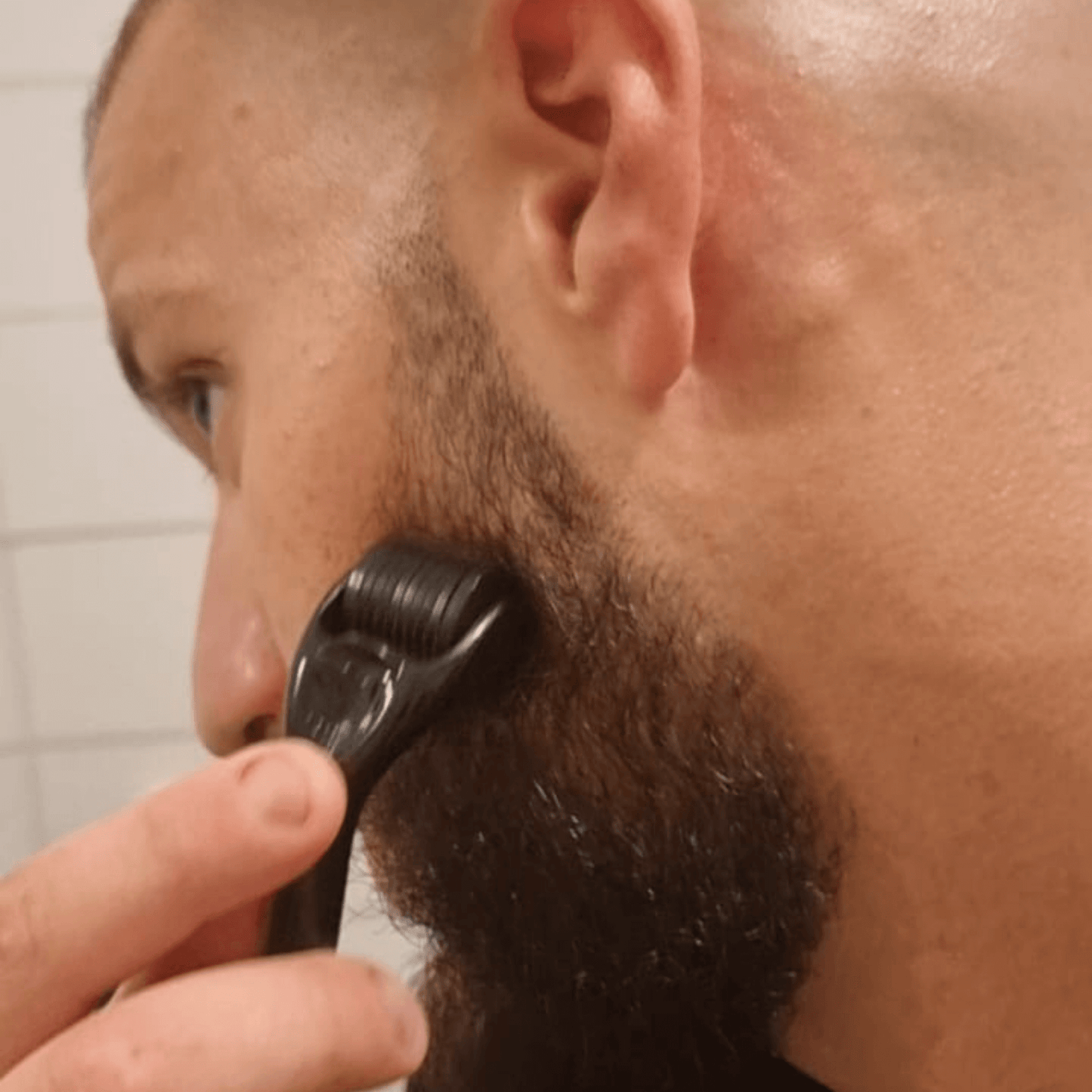 Barbe Impeccable Réalisée : Kit Barbe Complet Homme